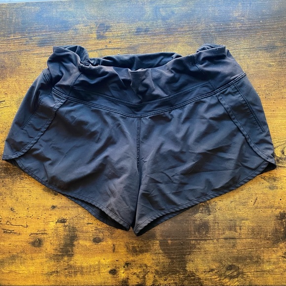 Lululemon Speed Up Low-Rise Lined Short 2.5" - Black Sz 6 - Picture 4 of 7